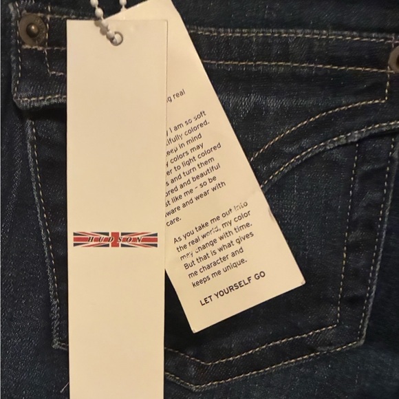 NWT HUDSON PETITE SIGNATURE BOOTCUT JEANS SIZE 24 - Picture 4 of 15